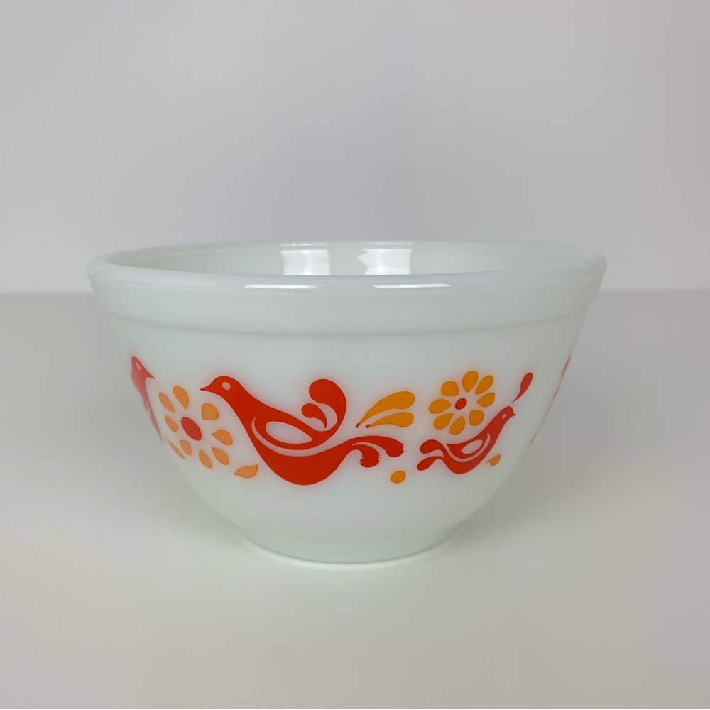 Pyrex Friendship Mixing Bowl 1 1/2 Pt 401 Red Orange Birds Flowers Vtg USA